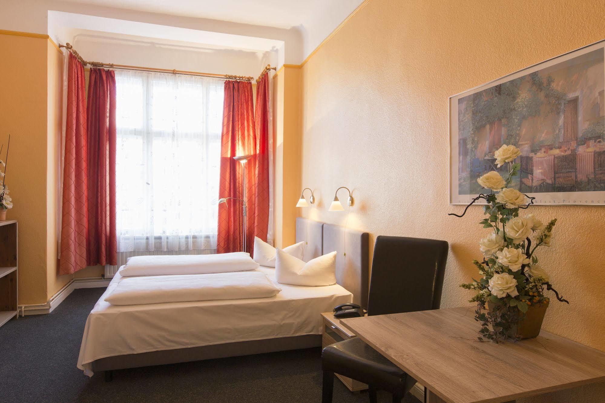 Hotel Am Hermannplatz Berlin Eksteriør bilde