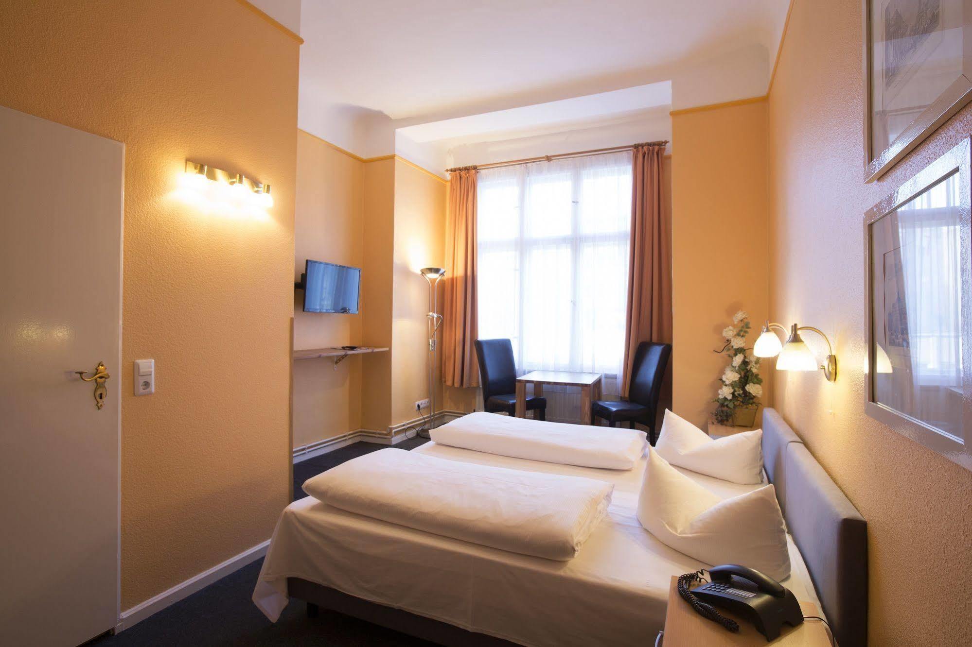 Hotel Am Hermannplatz Berlin Eksteriør bilde