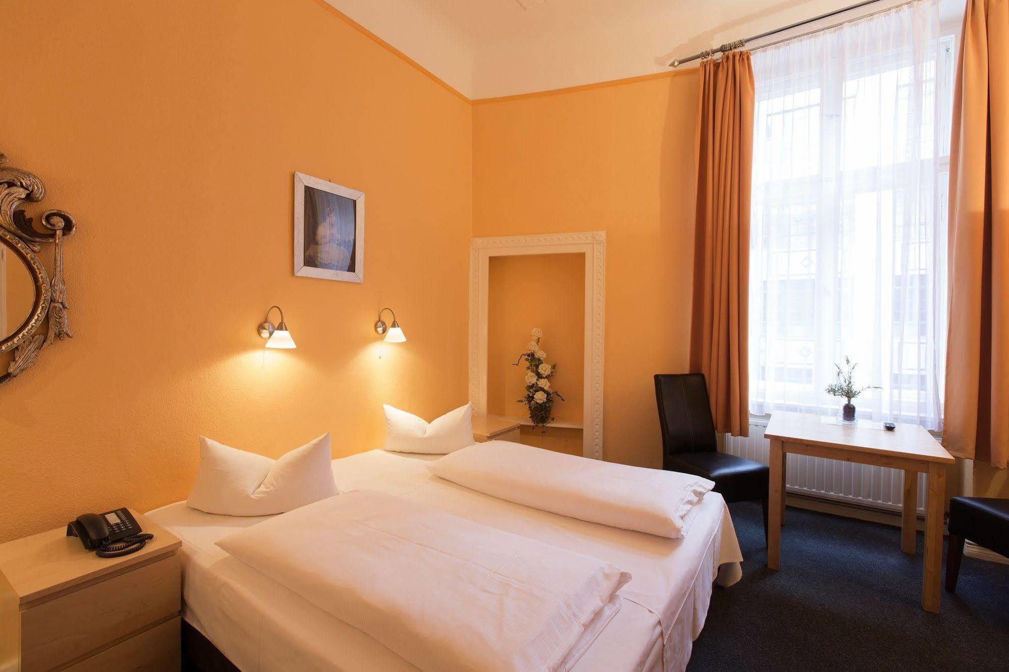 Hotel Am Hermannplatz Berlin Eksteriør bilde