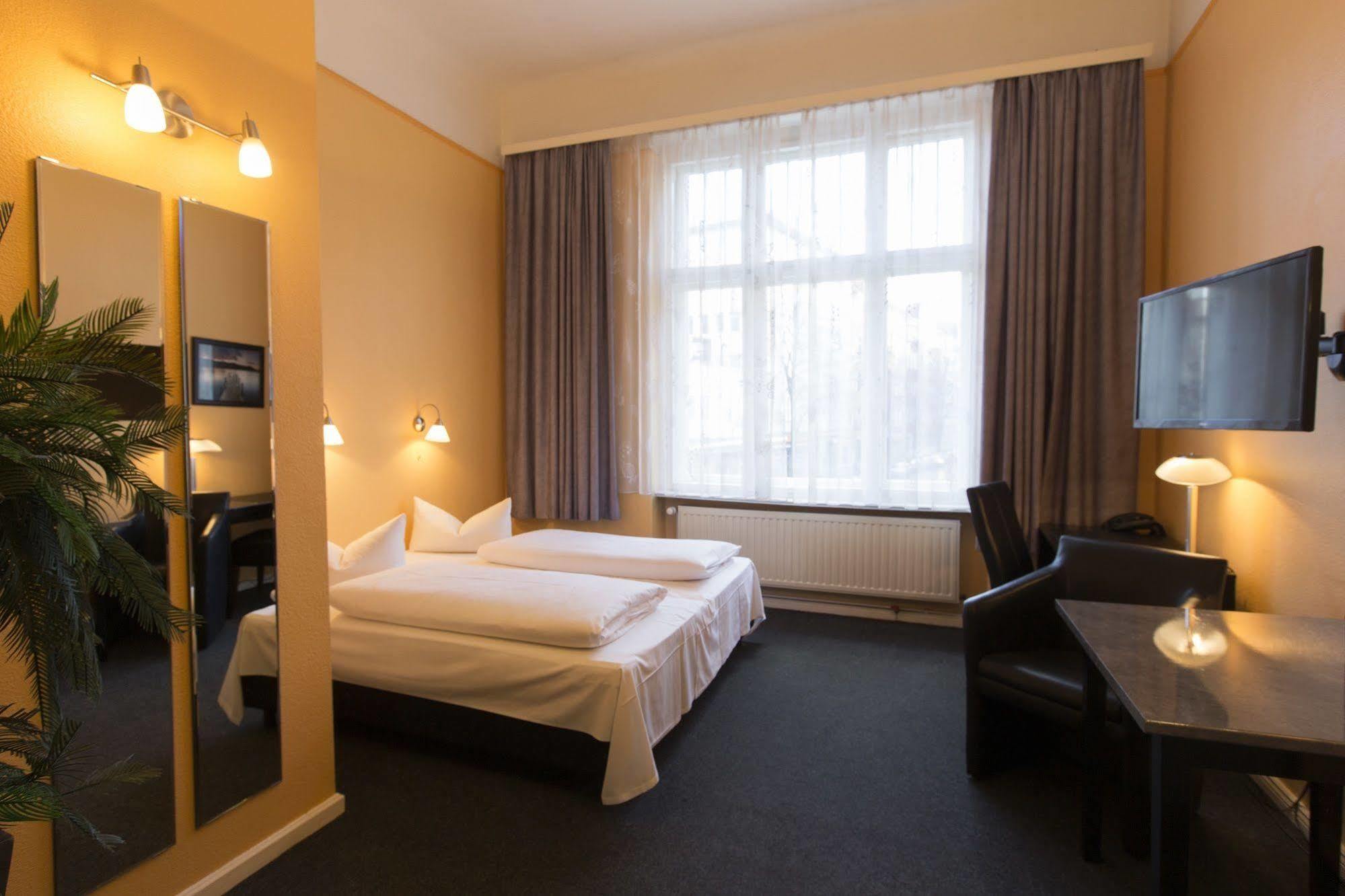 Hotel Am Hermannplatz Berlin Eksteriør bilde