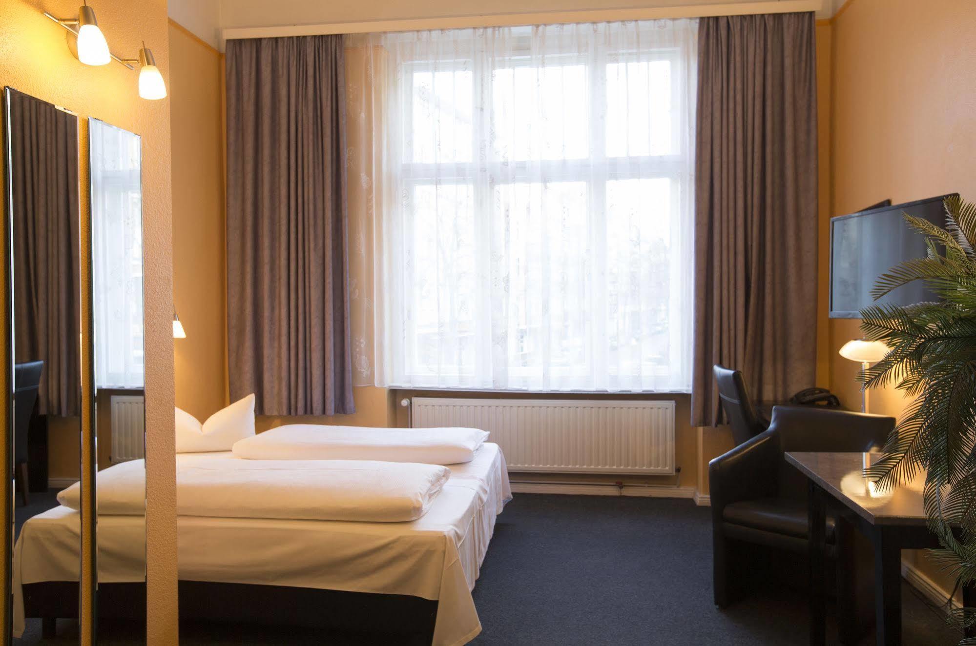 Hotel Am Hermannplatz Berlin Eksteriør bilde