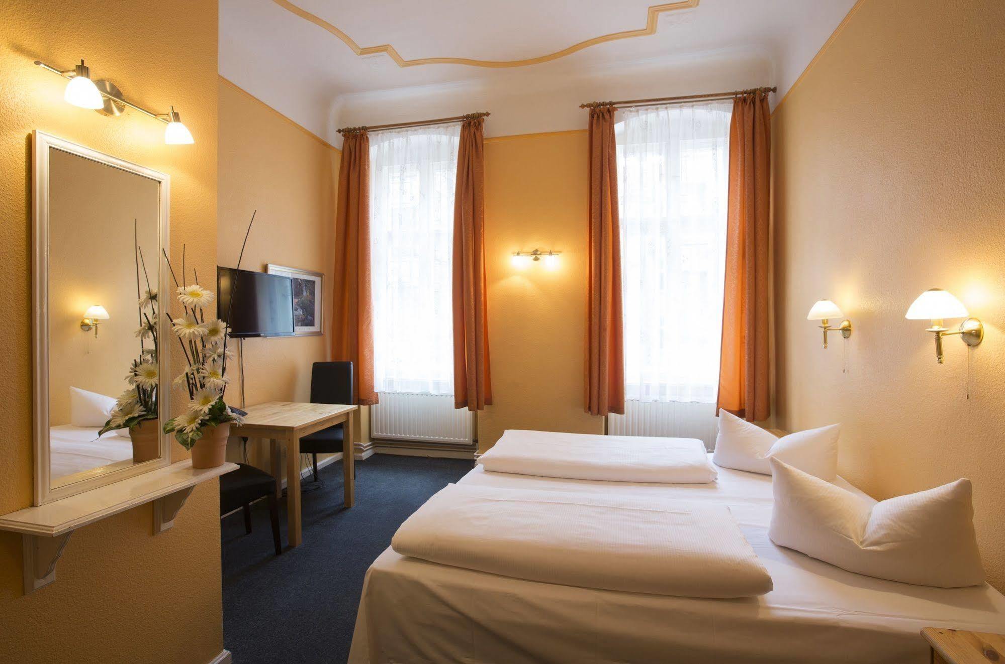 Hotel Am Hermannplatz Berlin Eksteriør bilde
