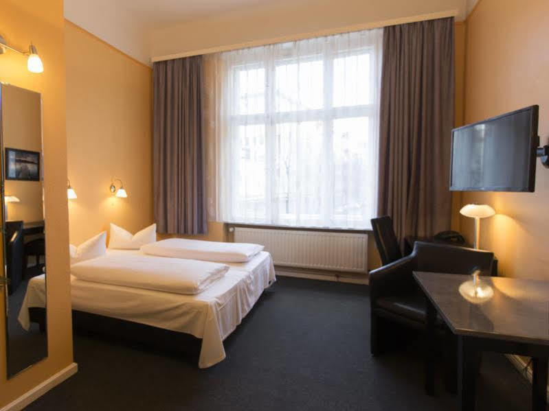 Hotel Am Hermannplatz Berlin Eksteriør bilde